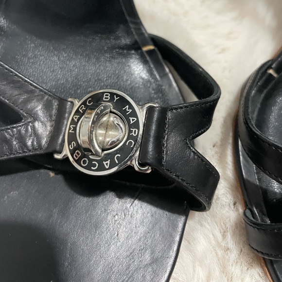 MARC By MARC JACOBS Heels - Picture 7 of 8